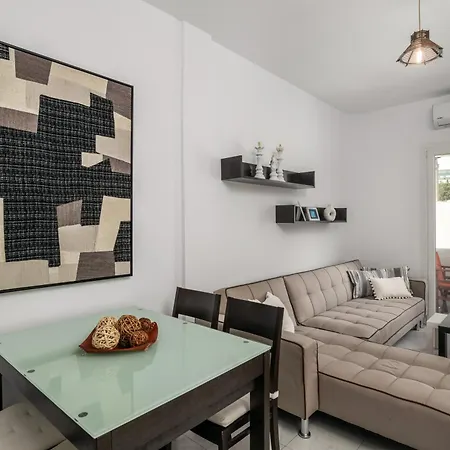 Sunset View Rooftop Apartment, Walk To Center Αδάμας