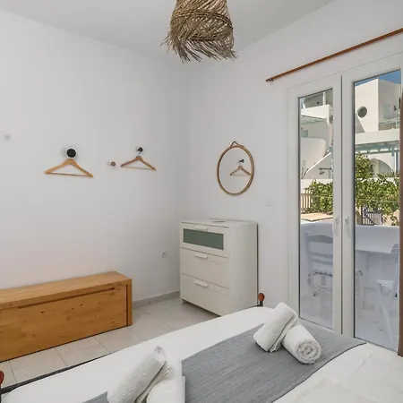 Sunset View Rooftop Apartment, Walk To Center *