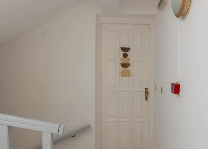 Sunset View Rooftop Apartment, Walk To Center Αδάμας