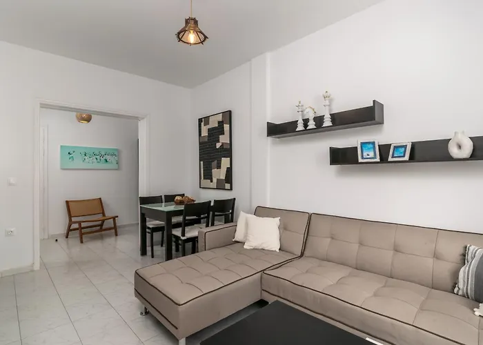 Private Rooftop Two-bedroom With Sunset View Walk To Center Adamantas (Milos)